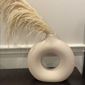 H&M Large Donut Vase new & unopened box